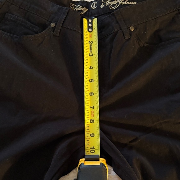 BNWT Women's Flare Leg “Felicity” Jeans by Cookie Johnson - Picture 9 of 12